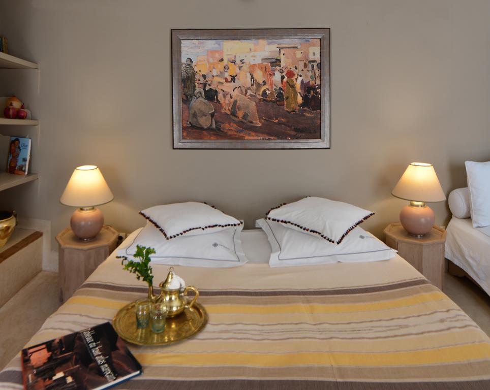 Hotel Dar Housnia à Marrakesh Extérieur photo